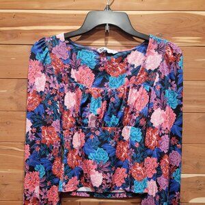 SO Goods For Life Womans Small Beautiful Floral Top Junior